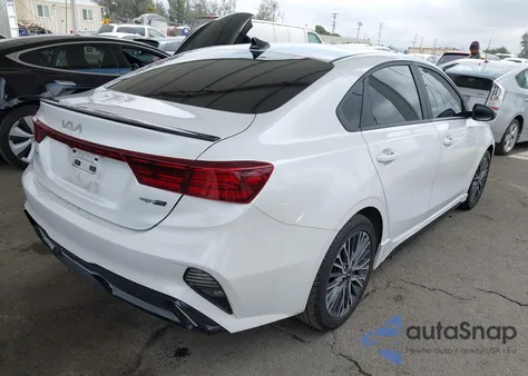 2024 Kia Forte Gt-Line из США, поврежденный, VIN 3KPF54AD3RE740702